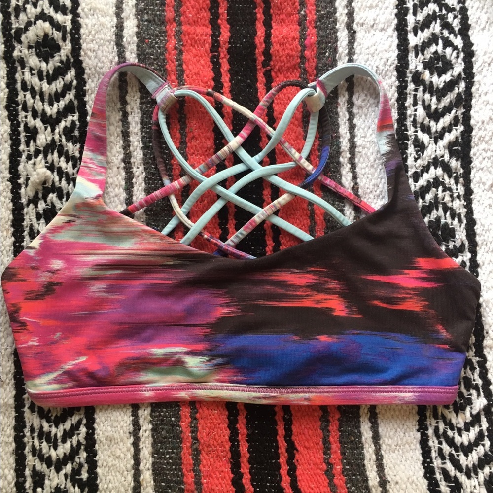 Lululemon Free To Be Sports bra