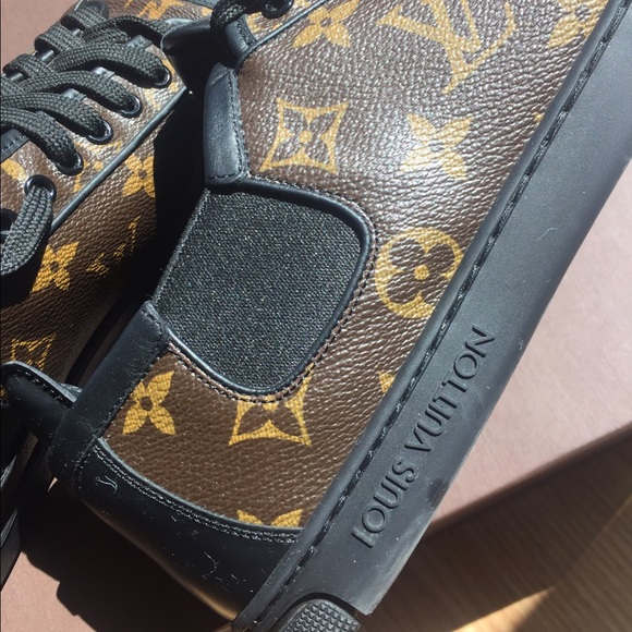 LV show men - Picture 3 of 4