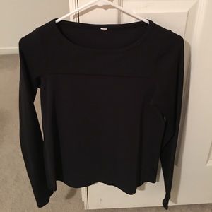 Lululemon black top
