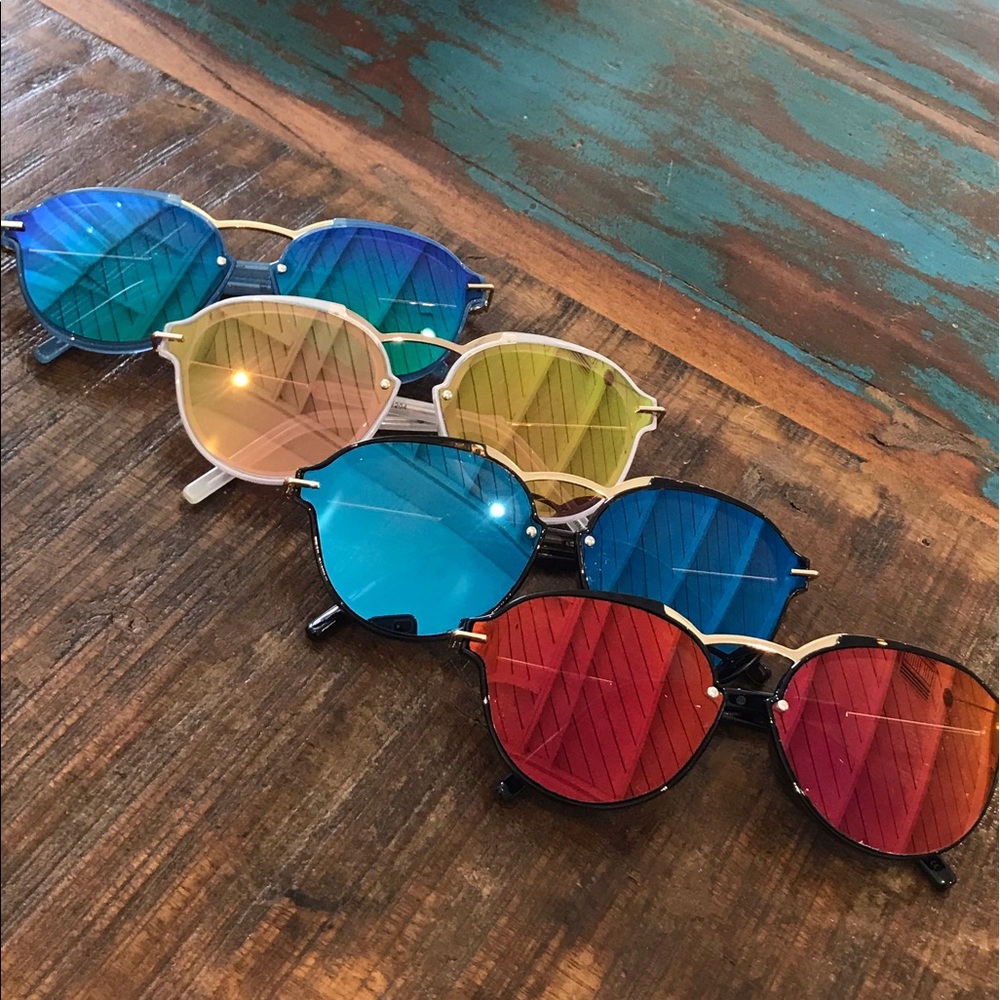 New | ☀️SUMMER SUNNIES ☀️