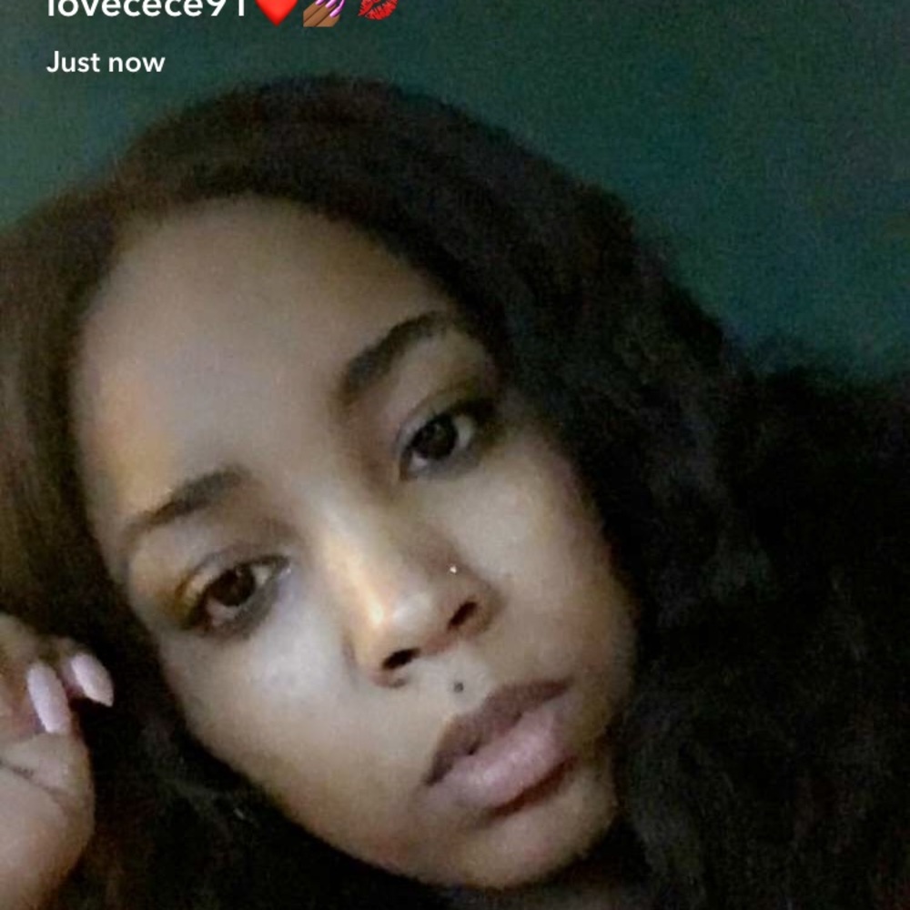 Meet your Posher, Cyerra