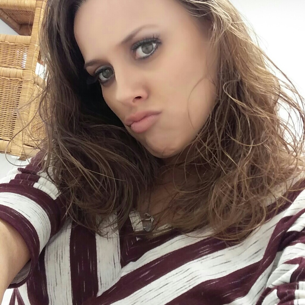 Meet your Posher, Mandi