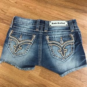 Rock Revival Shorts Size 26 Like New