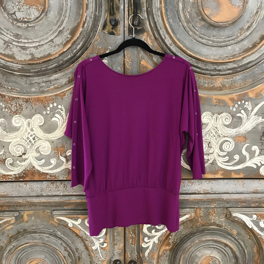 WHBM purple 3/4 sleeve Top with button detail