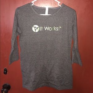 ItWorks Quarter Sleeve top