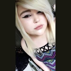 Meet your Posher, Anissa