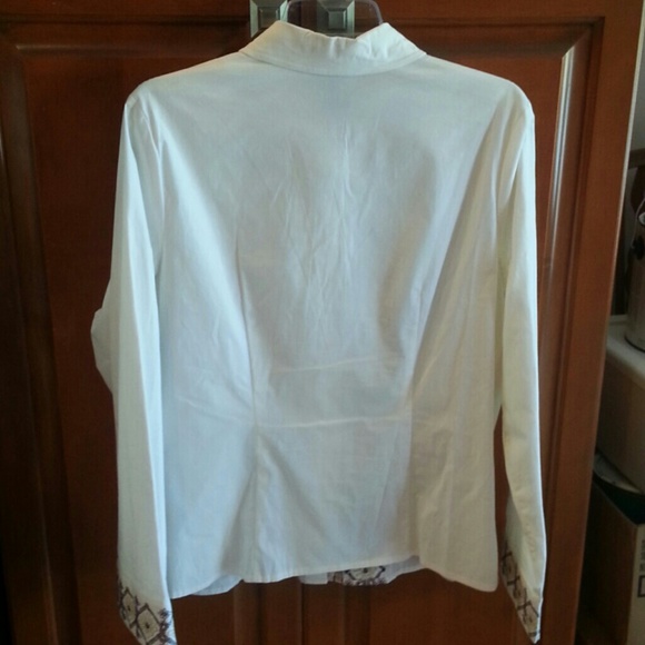 Shirt - Picture 2 of 4