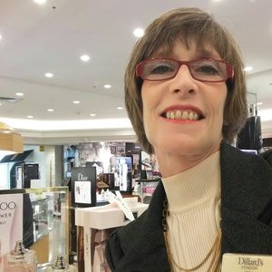 Meet your Posher, Kim