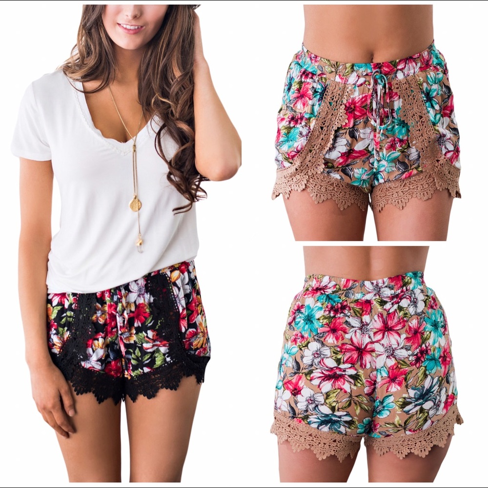 Crochet Lace Detail Drawstring Floral Shorts