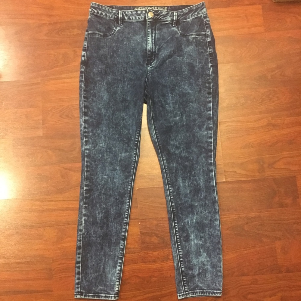 American Eagle acid wash jegging