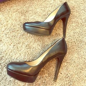 Black Jessica Simpson heel size 9