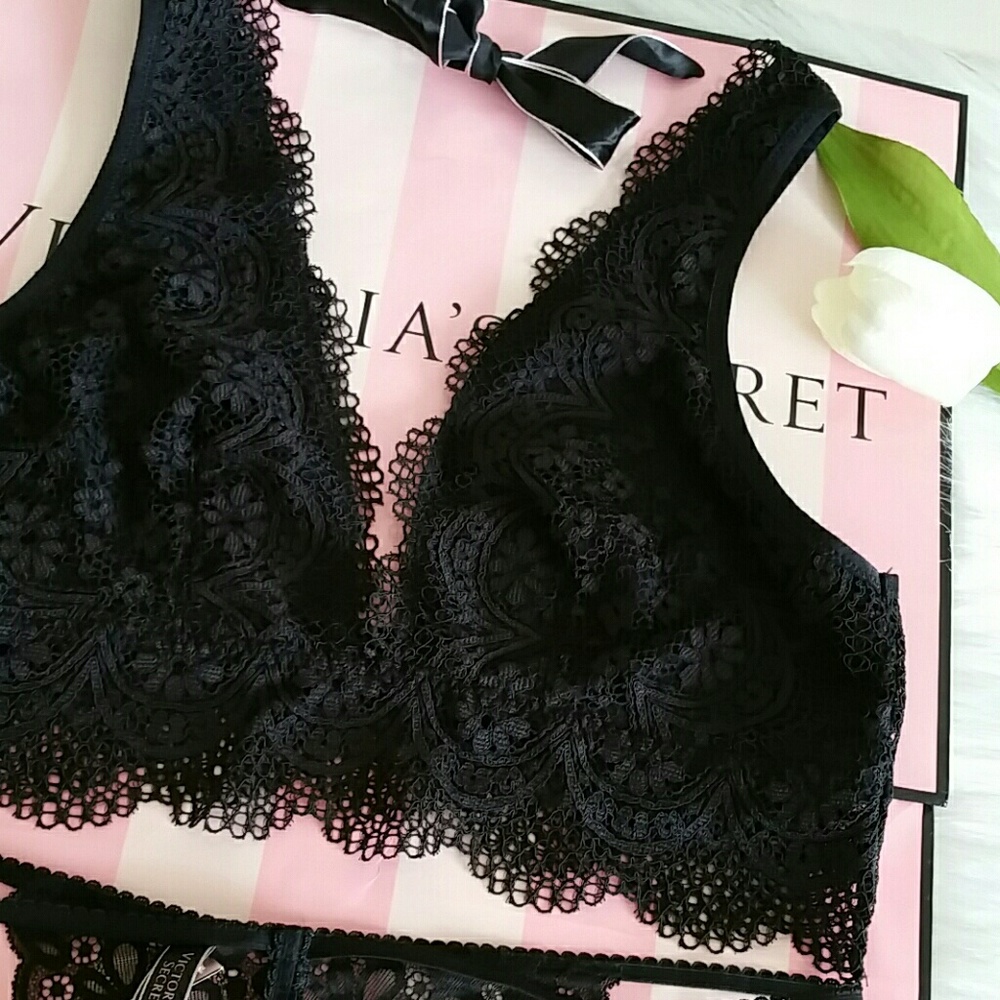 VICTORIA'S SECRET BRALETTE L & V-STRING L - Picture 6 of 6