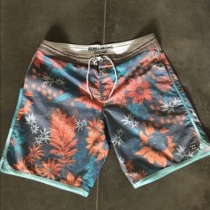 Mens billabong swim trunks board shorts
