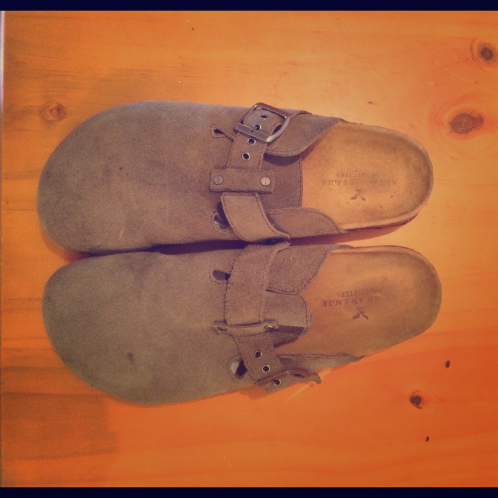 American eagle slide ons