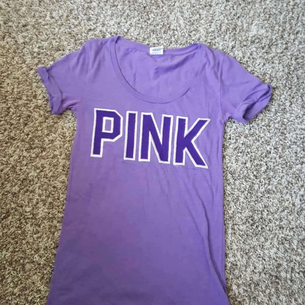 VS PINK Tshirt