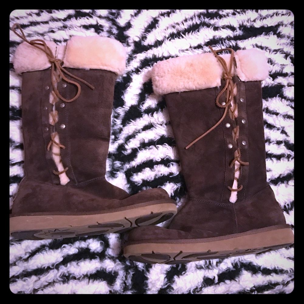 Ugg Brown Leather Lace-up Boots