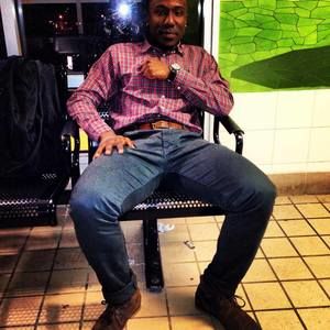 Meet your Posher, Max