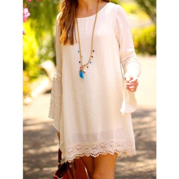 Dresses & Skirts - White long sleeve lace dress