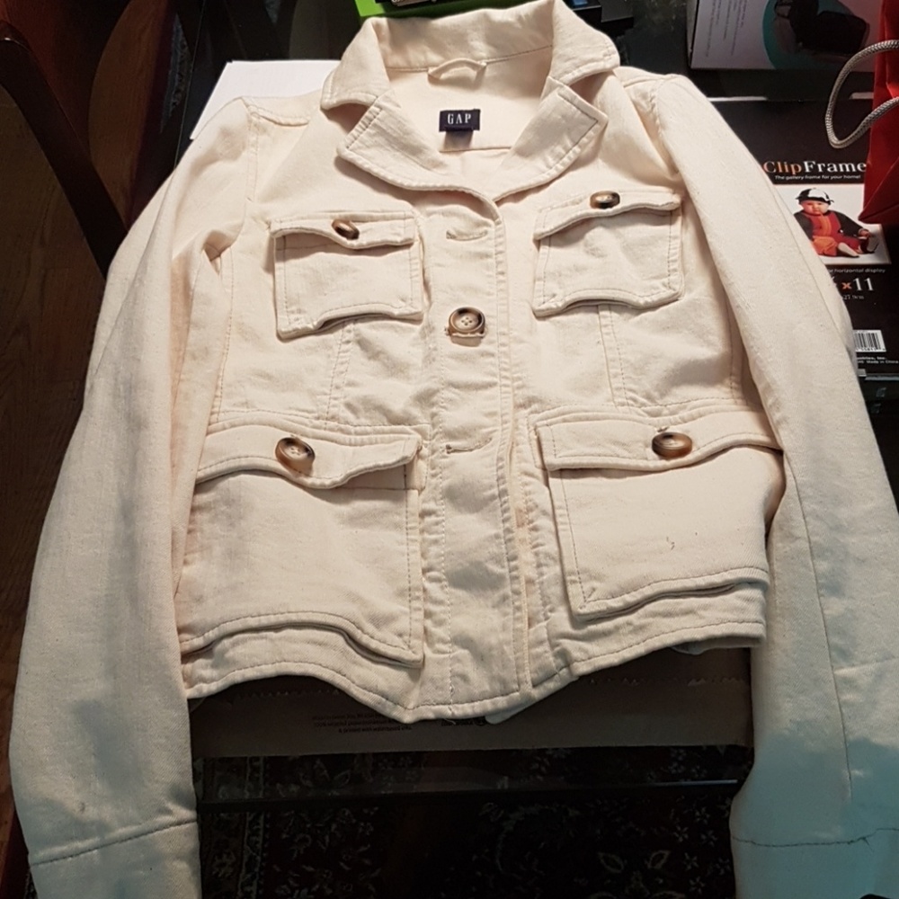 EUC Gap khaki jacket, size 4