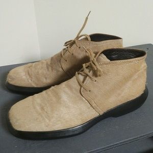 SUPER RARE Tods calf hair lace up ankle boots.
