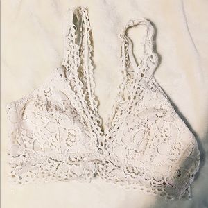 Cream crotched bra let