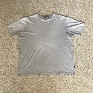 Hugo Boss Gray Basic T-Shirt.