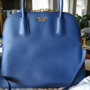 Prada saffiano cuir purse