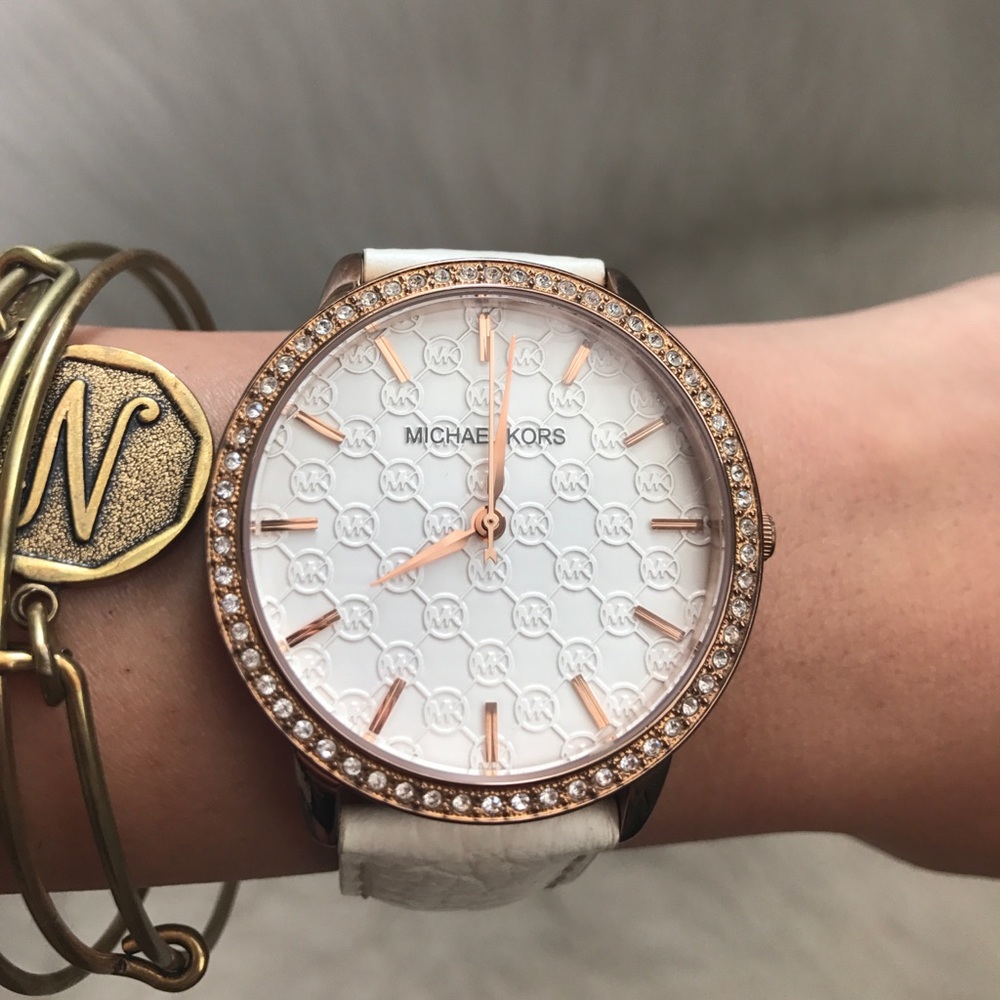 Michael Kors Gold Watch MK-2223