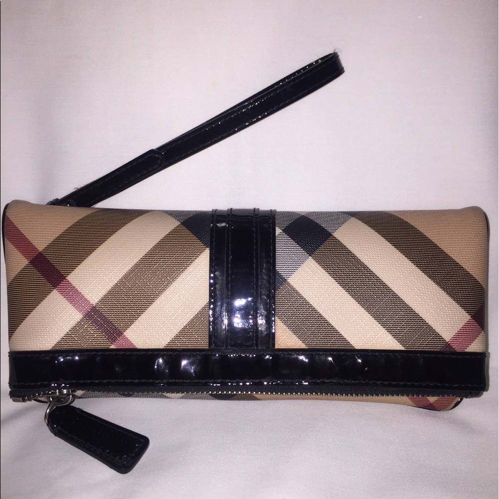 SOLD! Burberry Nova Check Zip Wristlet/ Clutch