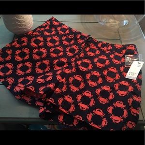 *BRAND NEW CROWN & IVY* Crab Pattern Shorts