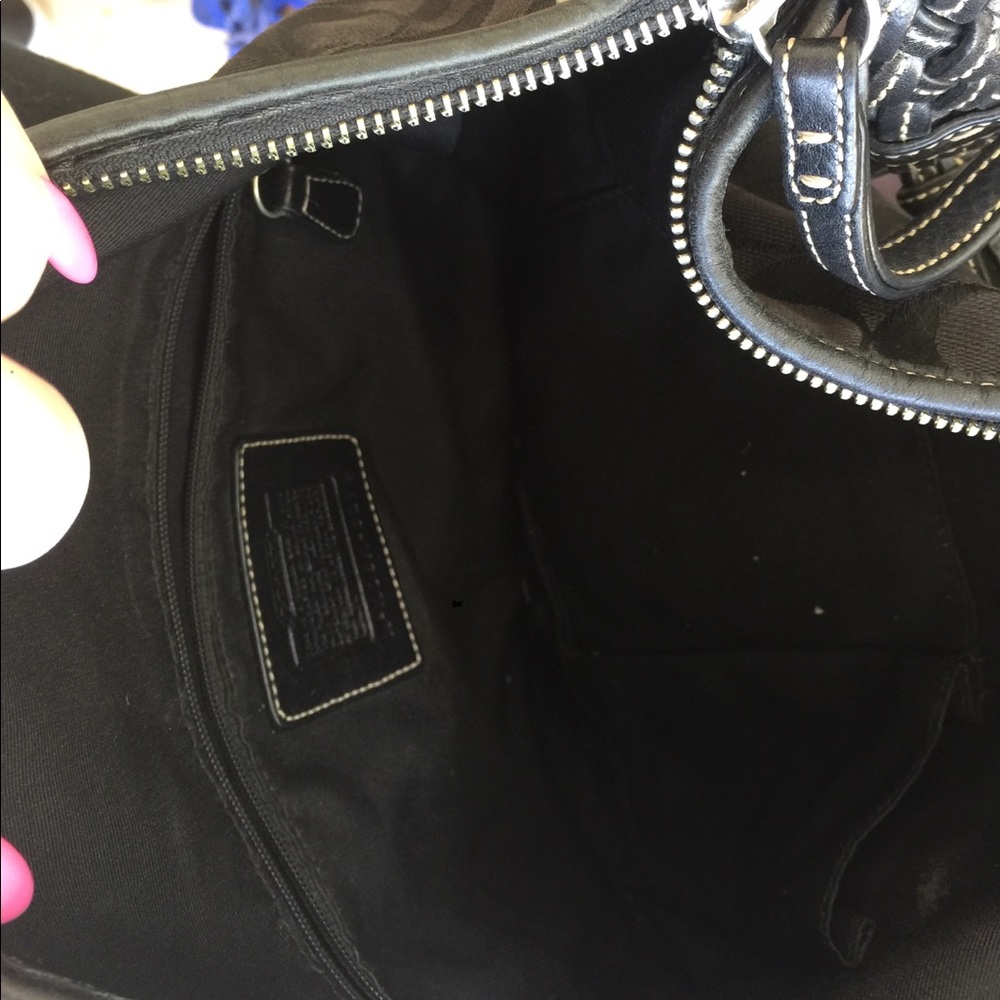 Authentic Coach purse - Picture 3 of 3