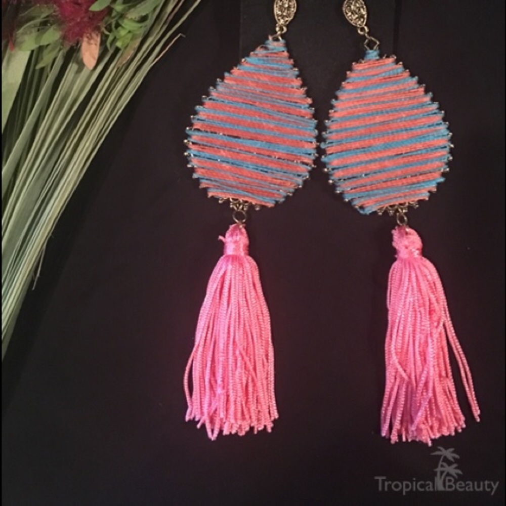 PINK WITH PENDANT EARRING