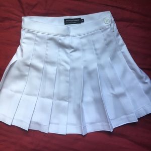 American Apparel tennis skirt 🌸💕