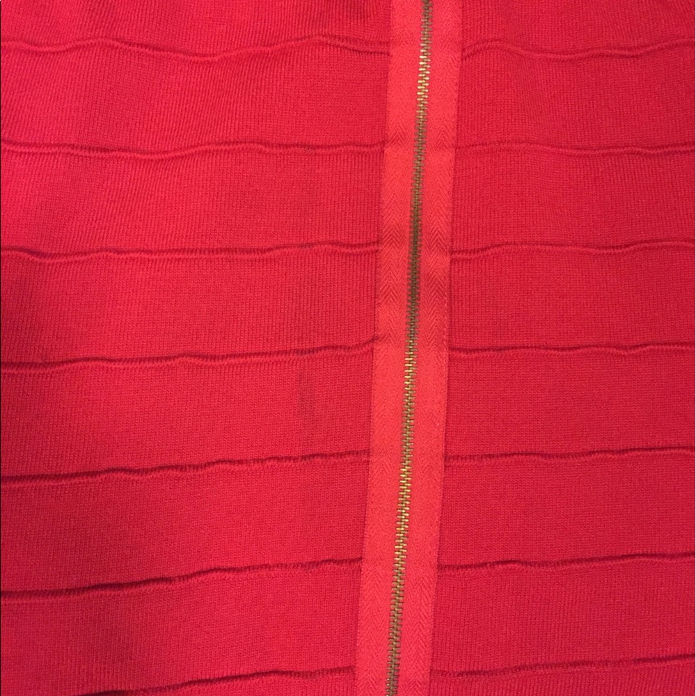 🛍️ Sale 🛍️ Cute Red Mini Skirt - Picture 4 of 4
