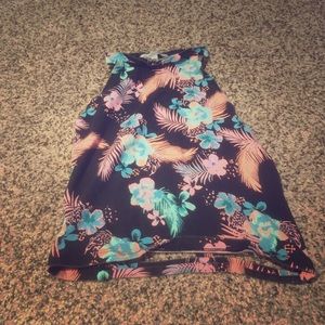 NWOT Halter Crop Top