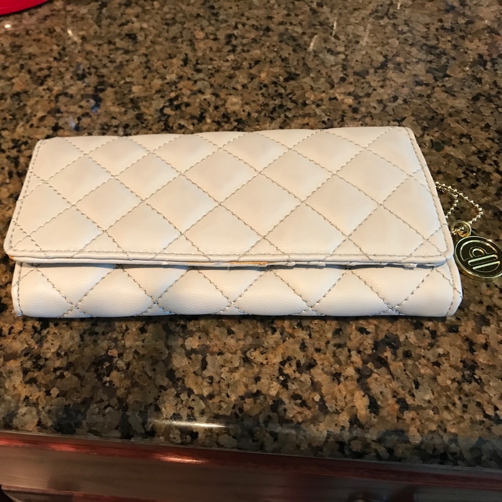 Light grey wallet