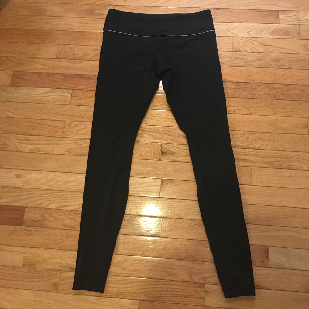Lululemon Silverescent Wunder Unders