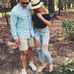 American Eagle Light Wash Jeans