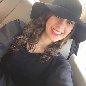 Meet your Posher, Megan