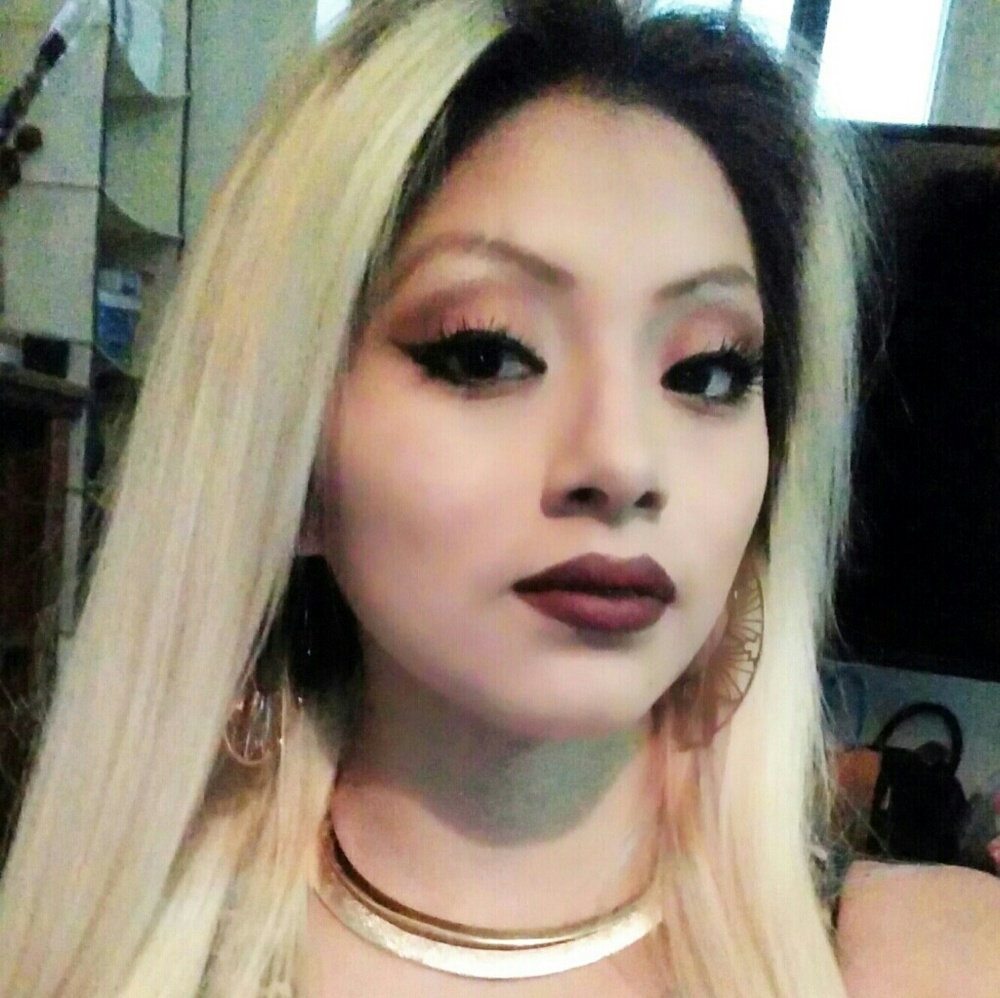 Meet your Posher, Jacqueline