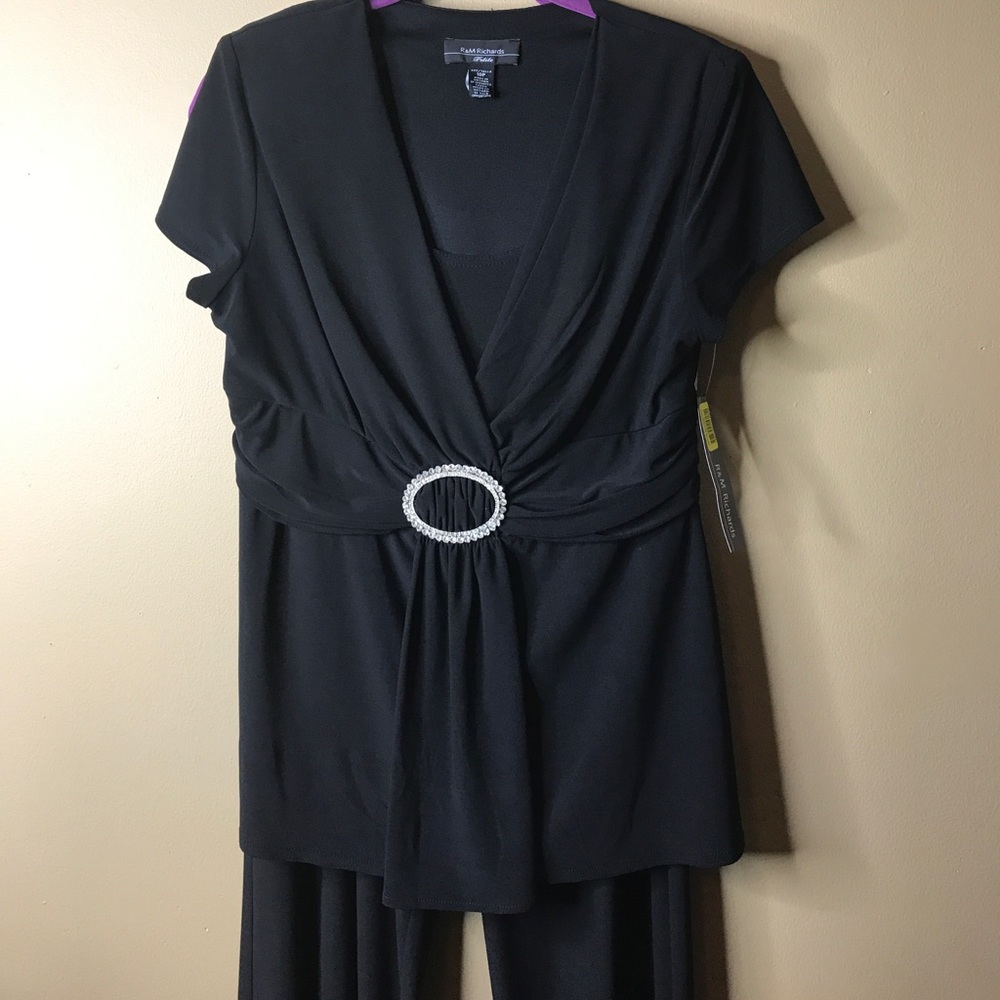 Pants set - blouse & pull on pants