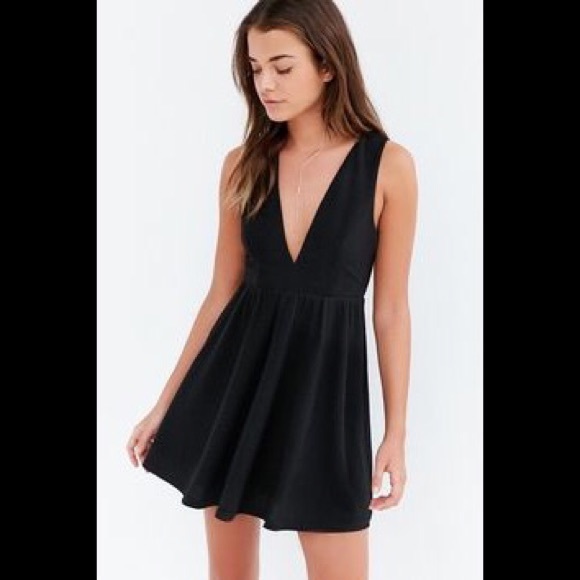 Urban Outfitters Dresses & Skirts - Plunge deep V black dress, textured, Lucca Couture
