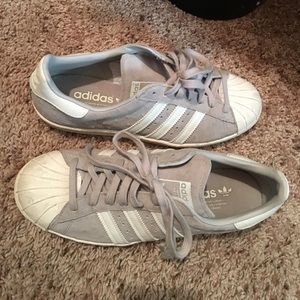 Adidas ostrich superstars