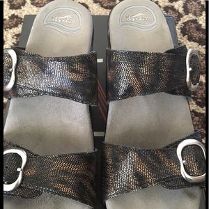 Dansko Sophie Swirl Leather Coffee