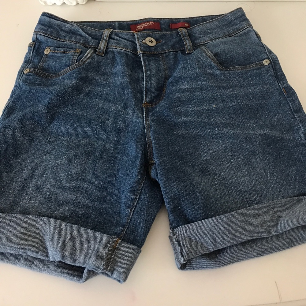 Cute Arizona shorts ... 14 slim