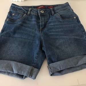 Cute Arizona shorts ... 14 slim