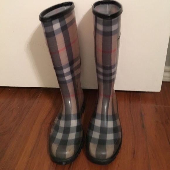Burberry Rain Boots - Picture 1 of 6