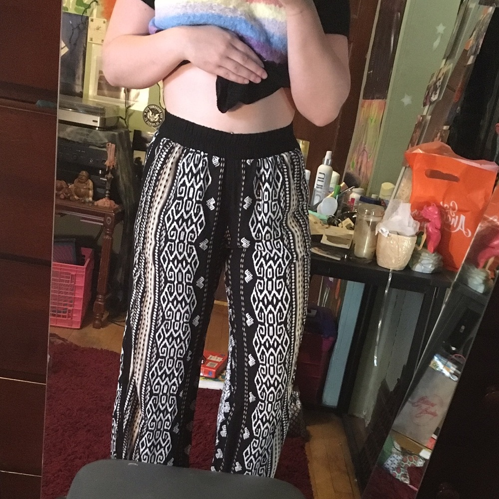 Flowy Pattered Pants