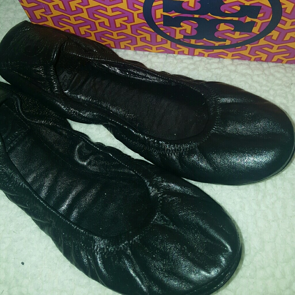 Authentic Tory Burch flats,