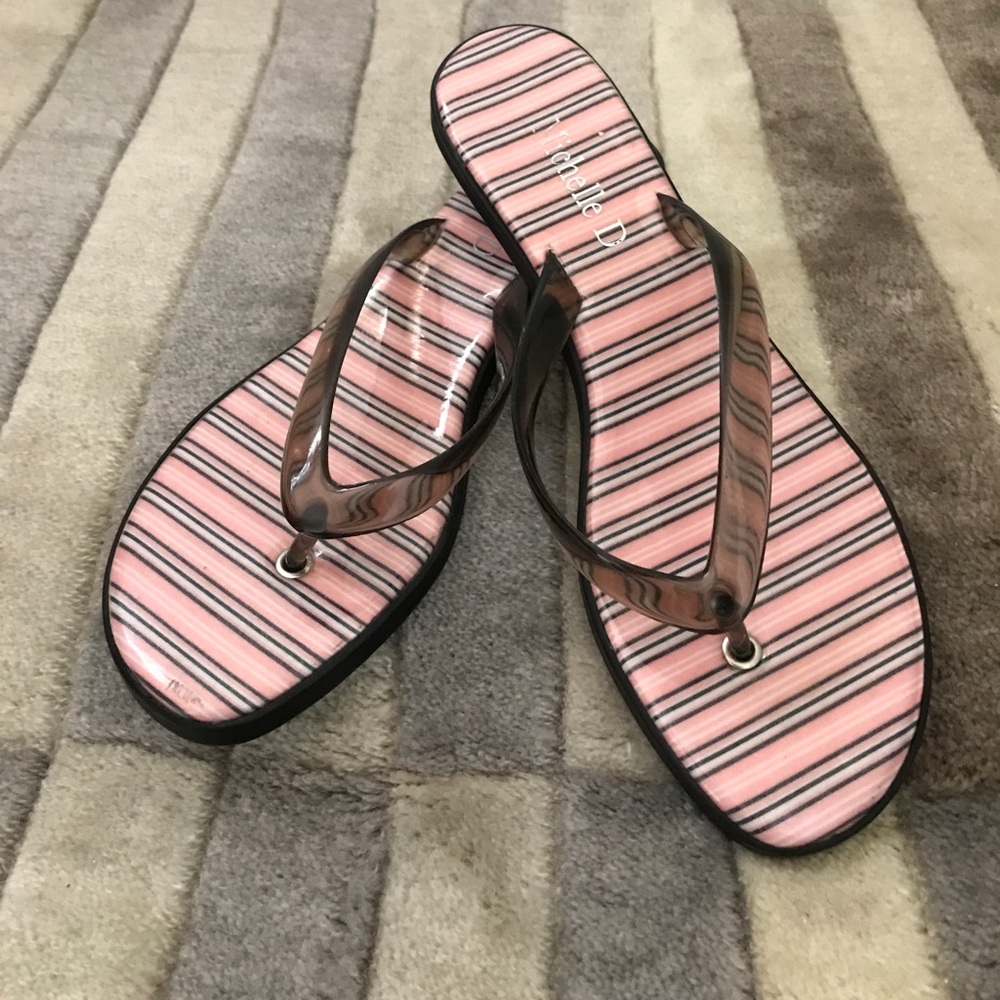 Sandals 👣 - Picture 8 of 15